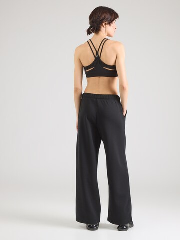 juoda Fabletics Plačios klešnės Sportinės kelnės