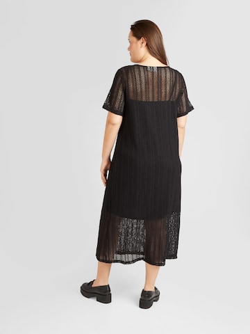 Abito in maglia 'GARDEA' di EVOKED in nero