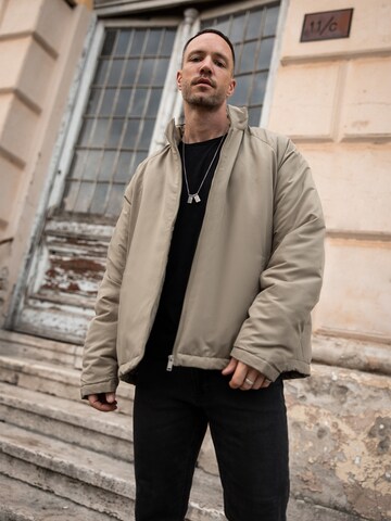 DAN FOX APPAREL Jacke 'Onur' in Grün