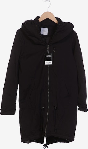 MAMALICIOUS Jacket & Coat in M in Black: front