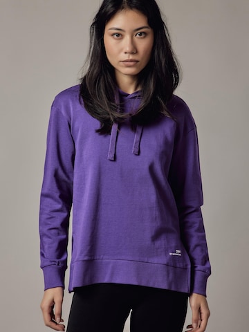 Sweat-shirt 'Felpa con Cappuccio e Spacchi Laterali' OWN Off With Nature en violet : devant