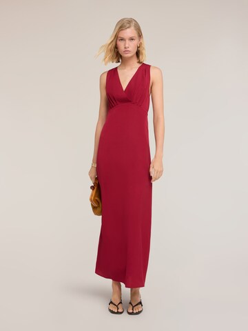 MOTIVI - Vestido en rojo