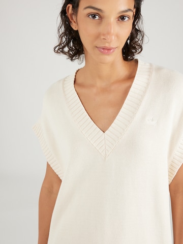 ADIDAS ORIGINALS Пуловер 'Premium Essentials ' в бяло