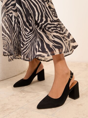 Escarpins à bride arrière Friends Like These en noir