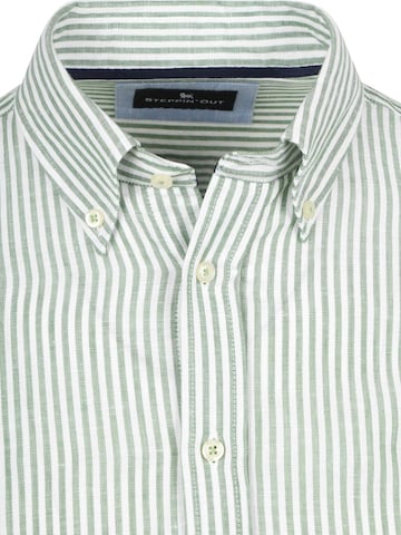 Steppin' out Regular fit Button Up Shirt in Green