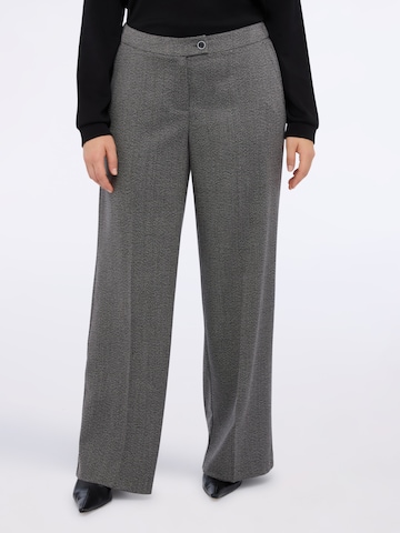 Regular Pantalon Fiorella Rubino en gris