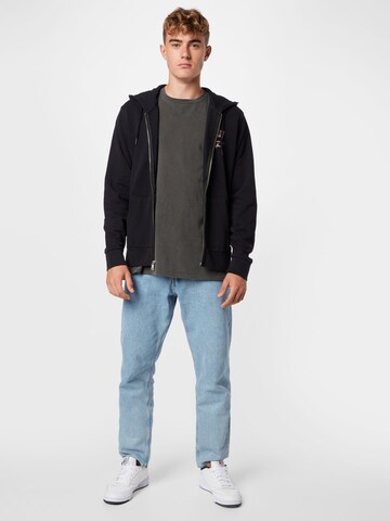 LEVI'S ® Zip-Up Hoodie 'Graphic Zip Up Hoodie' in Black