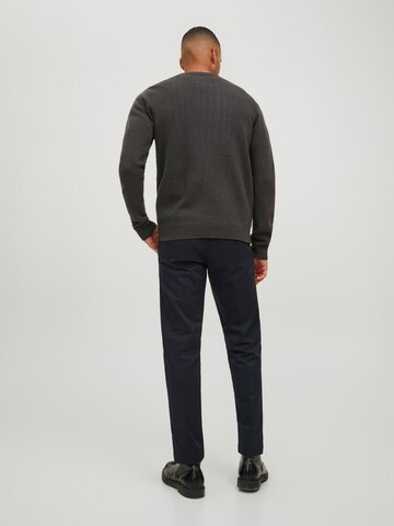 R.D.D. ROYAL DENIM DIVISION Sweater 'Steve' in Grey