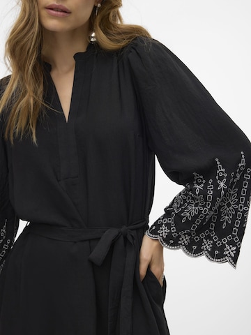 Robe-chemise VERO MODA en noir