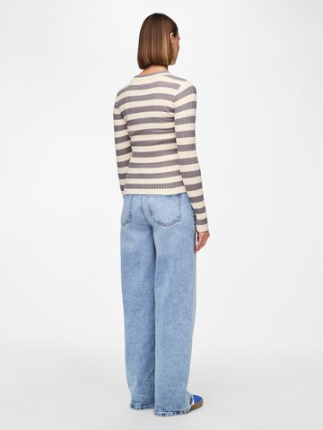 Pull-over 'PCCrista' PIECES en gris