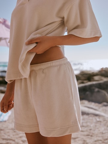 self. Loungewear in Beige
