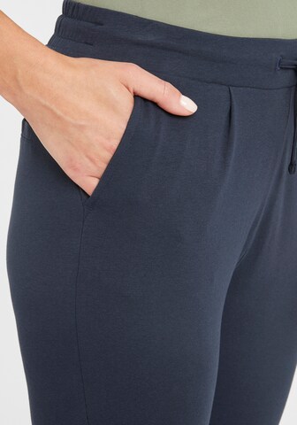 b.young Tapered Pleat-front trousers 'Pandina' in Blue