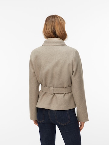 VERO MODA Ανοιξιάτικο και φθινοπωρινό παλτό 'VMVINCEDREW' σε μπεζ