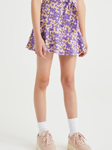 WE Fashion Regular Skirt in Purple: front