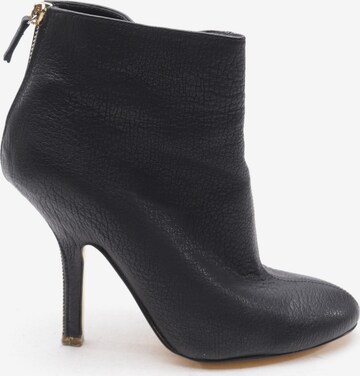 Stella McCartney Dress Boots in 36,5 in Black: front