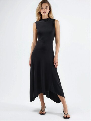 Hiccup - Vestido em preto