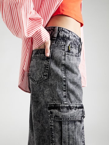 Wide Leg Jeans cargo 'ANNIK' FRNCH PARIS en gris