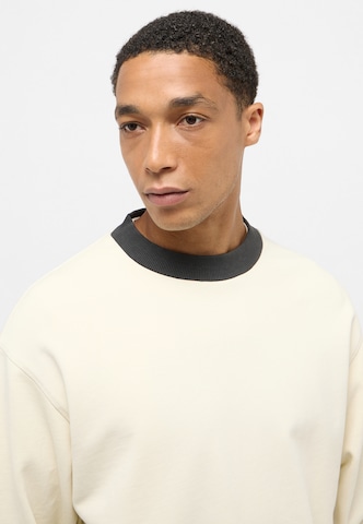 MUSTANG Sweatshirt in Weiß