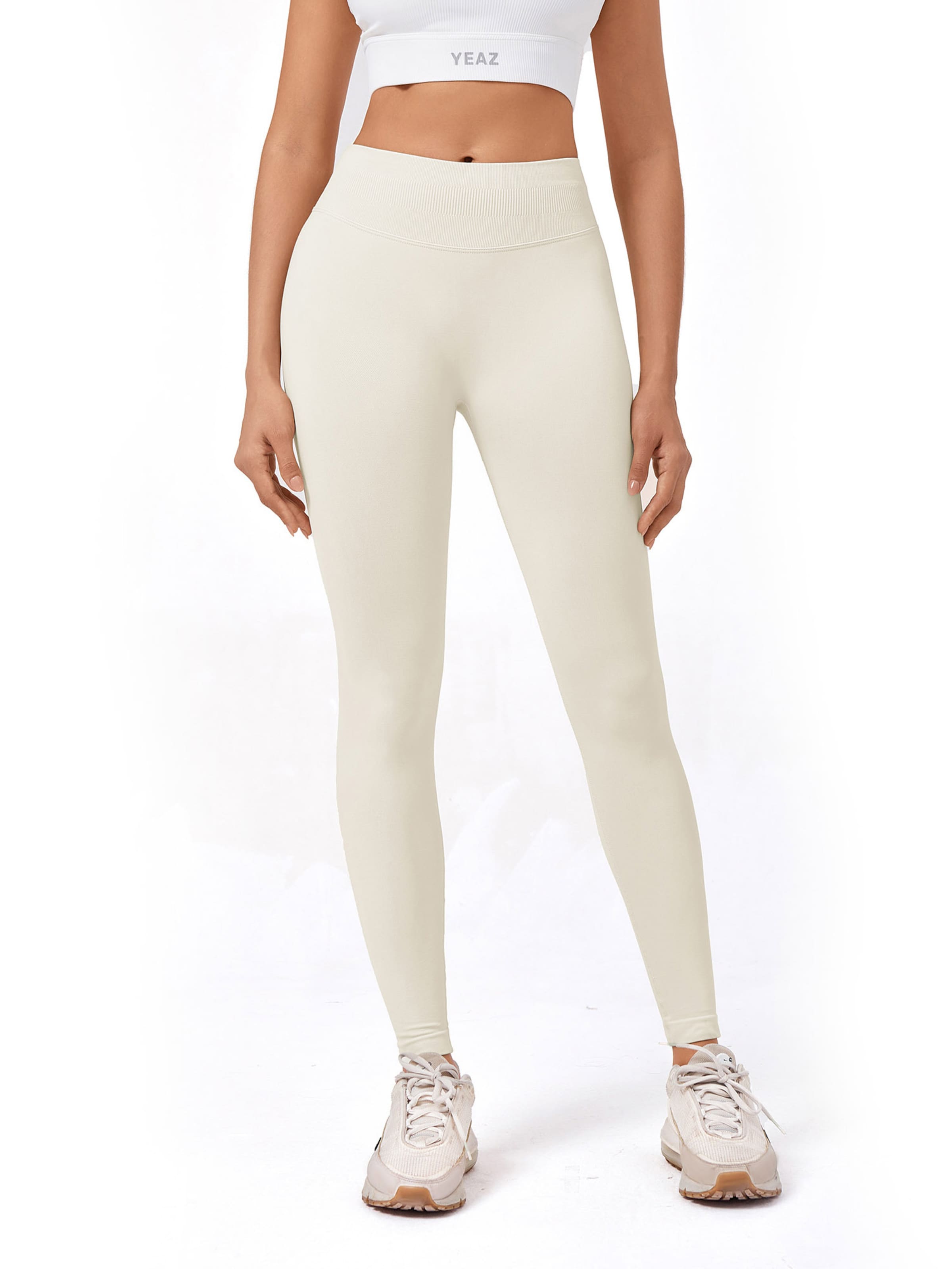 YEAZ - Skinny Calças de desporto 'Flex' em bege: frente