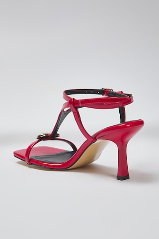 Trendyol - Zapatos con plataforma en rojo