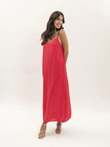 Robe d’été 'Robe longue à bretelles IGGY' Dona Lisa en rouge