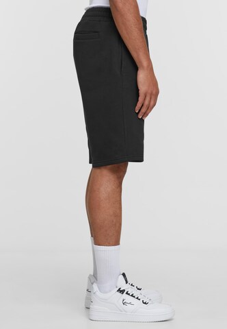 Karl Kani Regular Shorts in Schwarz