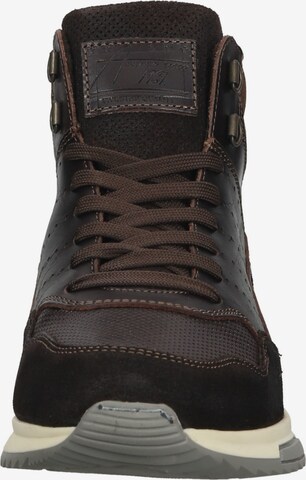 BULLBOXER Sneaker high in Braun