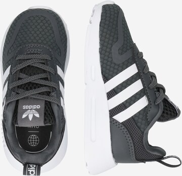 ADIDAS ORIGINALS Sneakers 'Multix' in Grey