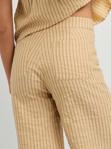 Pepe Jeans Regular Broek in Geel