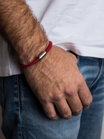 Akitsune Bracelet 'Silvus' in Red: front