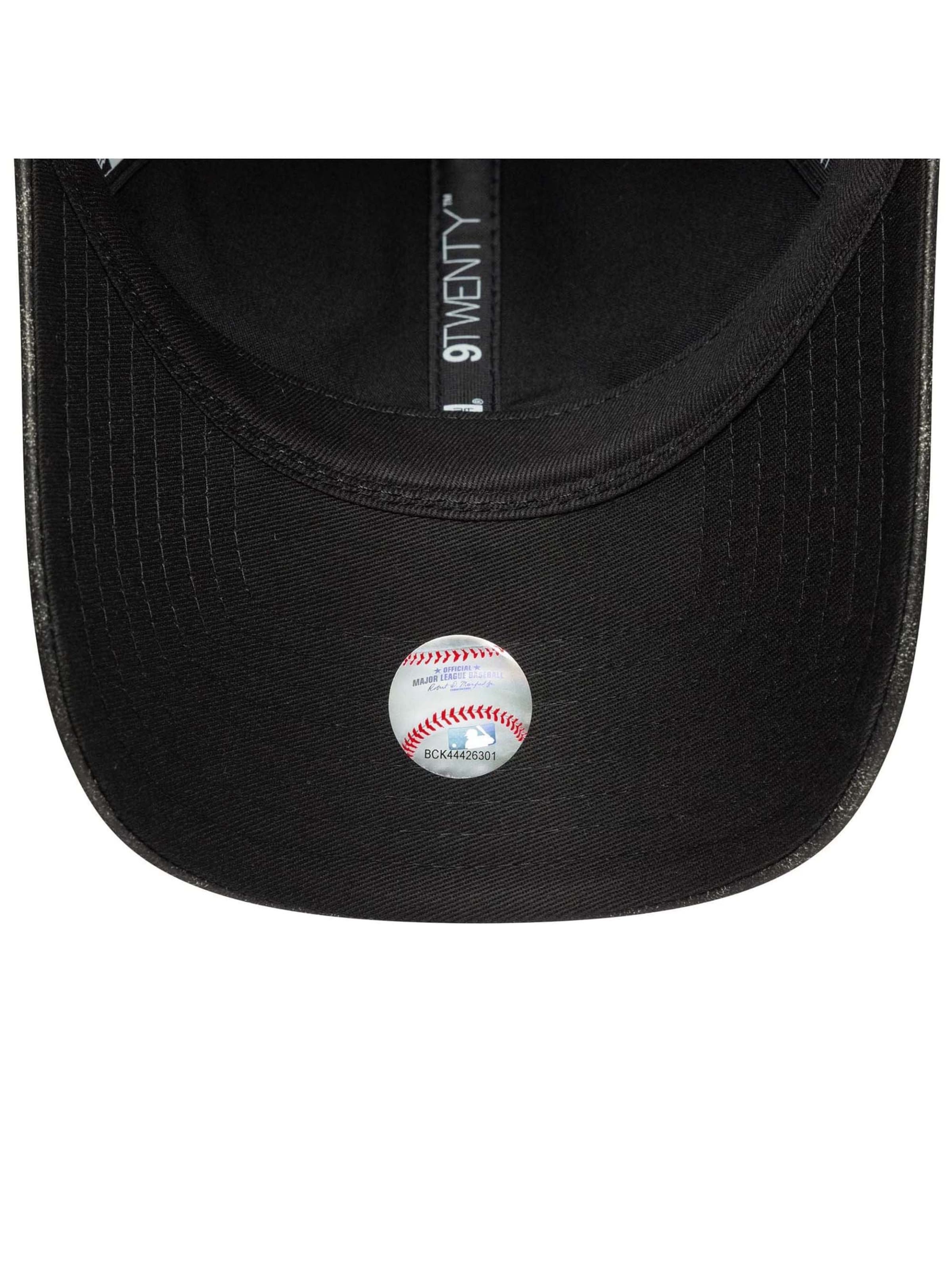 Chapeaux 'Wmns Worn Pu 9Twenty Neyyan Blk' NEW ERA en noir