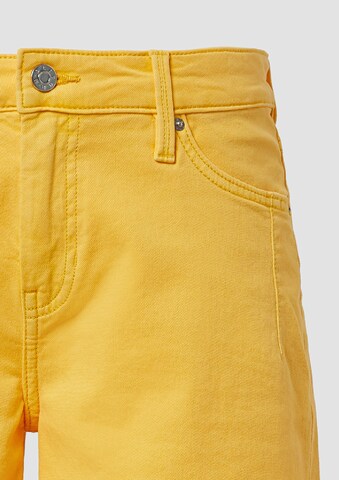 s.Oliver Regular Shorts 'Karolin' in Gelb