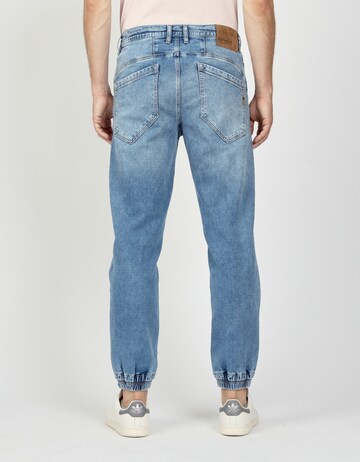Gang Tapered Jeans in Blue