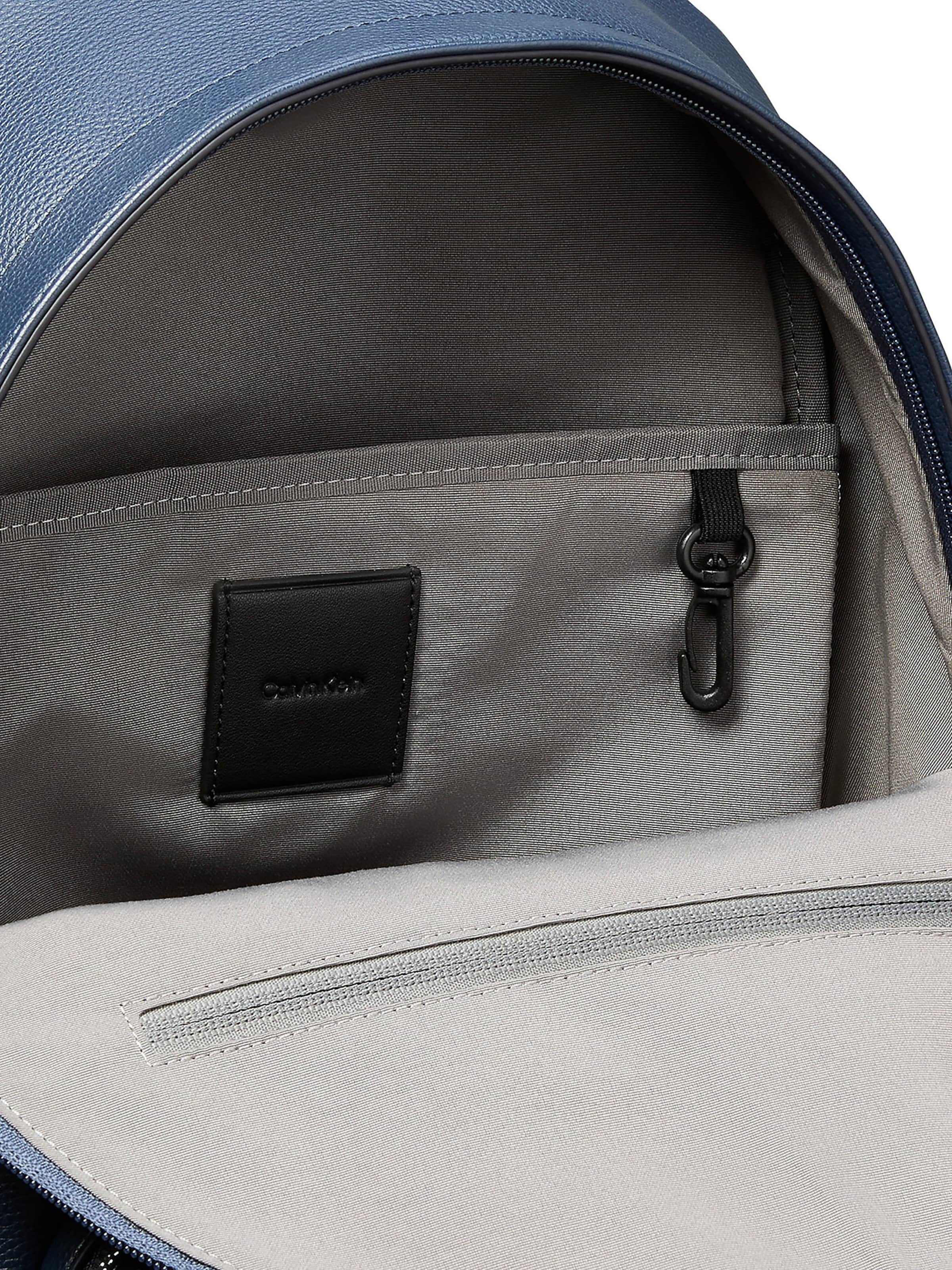 Regular Sac à dos Calvin Klein en bleu