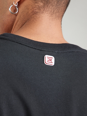 Nike Sportswear Shirt 'SHOX' in Zwart