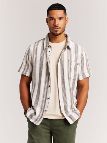 PROTEST Shirt 'PRTFonet' in White: front