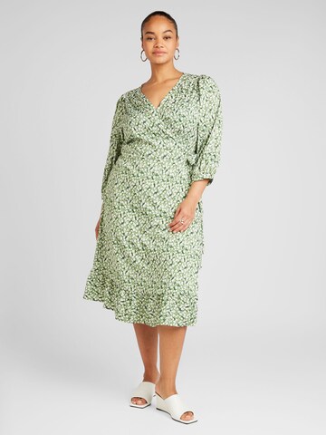 Robe 'LIVIA' ONLY Carmakoma en vert : devant