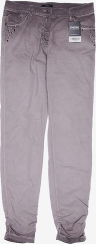 Biba Jeans in 27-28 in Grey: front