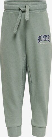 Hummel Tapered Broek in Groen: voorkant