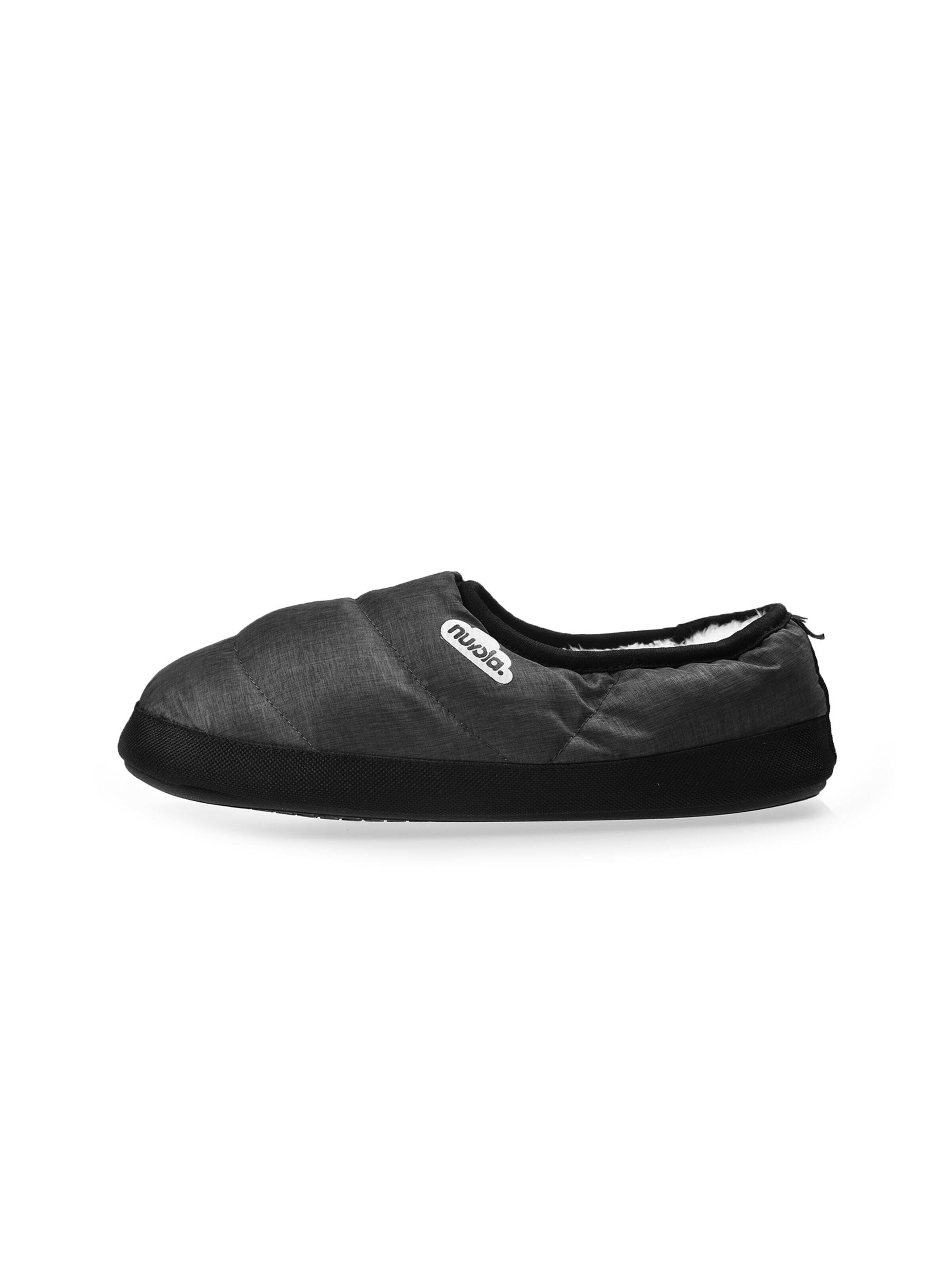 Nuvola. - Pantufa 'Marbled Chill' em preto: frente