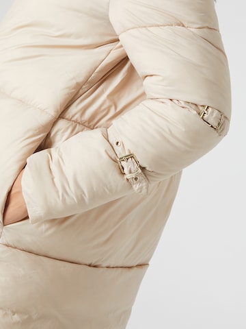 Manteau d’hiver 'Duffy' Hoermanseder x About You en beige