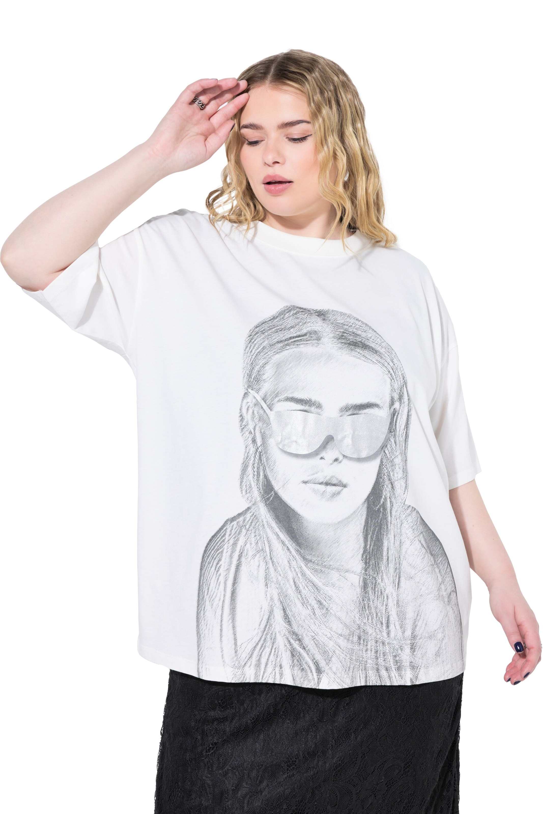 Studio Untold T-Shirt in Weiß: Vorderseite
