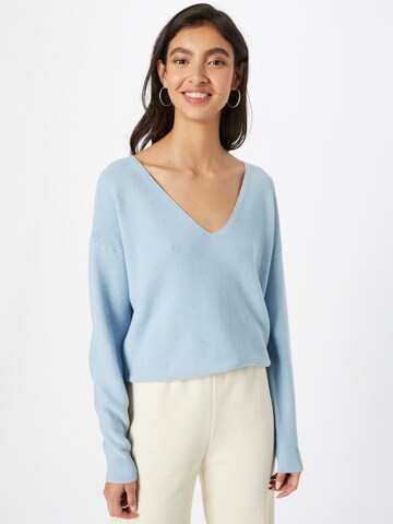 Cream Sweater 'Sillar' in Blue: front