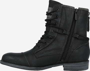 Bottines à lacets MUSTANG en noir