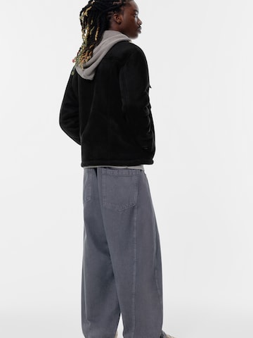 Pull&Bear Winter jacket in Black