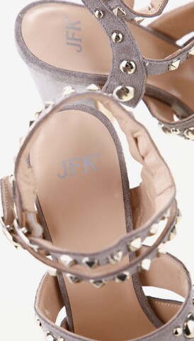 JFK Sandals & High-Heeled Sandals in 36 in Grey