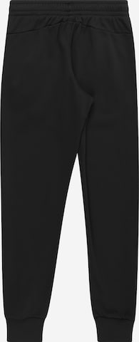 UNDER ARMOUR Tapered Sporthose in Schwarz