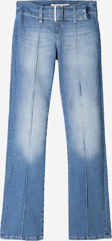 Bershka Loosefit Farkut värissä sininen: etupuoli