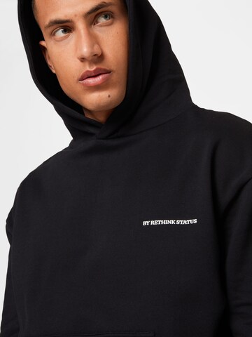 Rethink Status Sweatshirt in Zwart