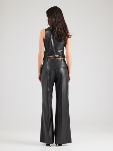 HUGO regular Παντελόνι με τσάκιση 'Hasmina-1' σε μαύρο